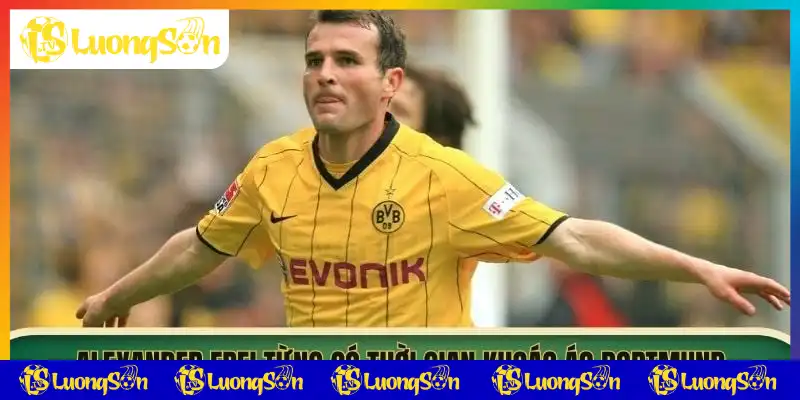 Alexander Frei trong màu áo Rennes Alexander Frei trong màu áo Rennes